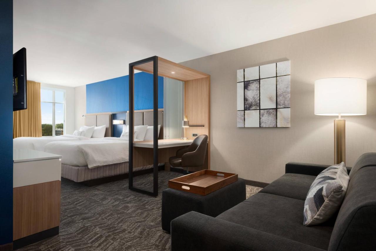 Springhill By Marriott Milwaukee West/wauwatosa Wauwatosa