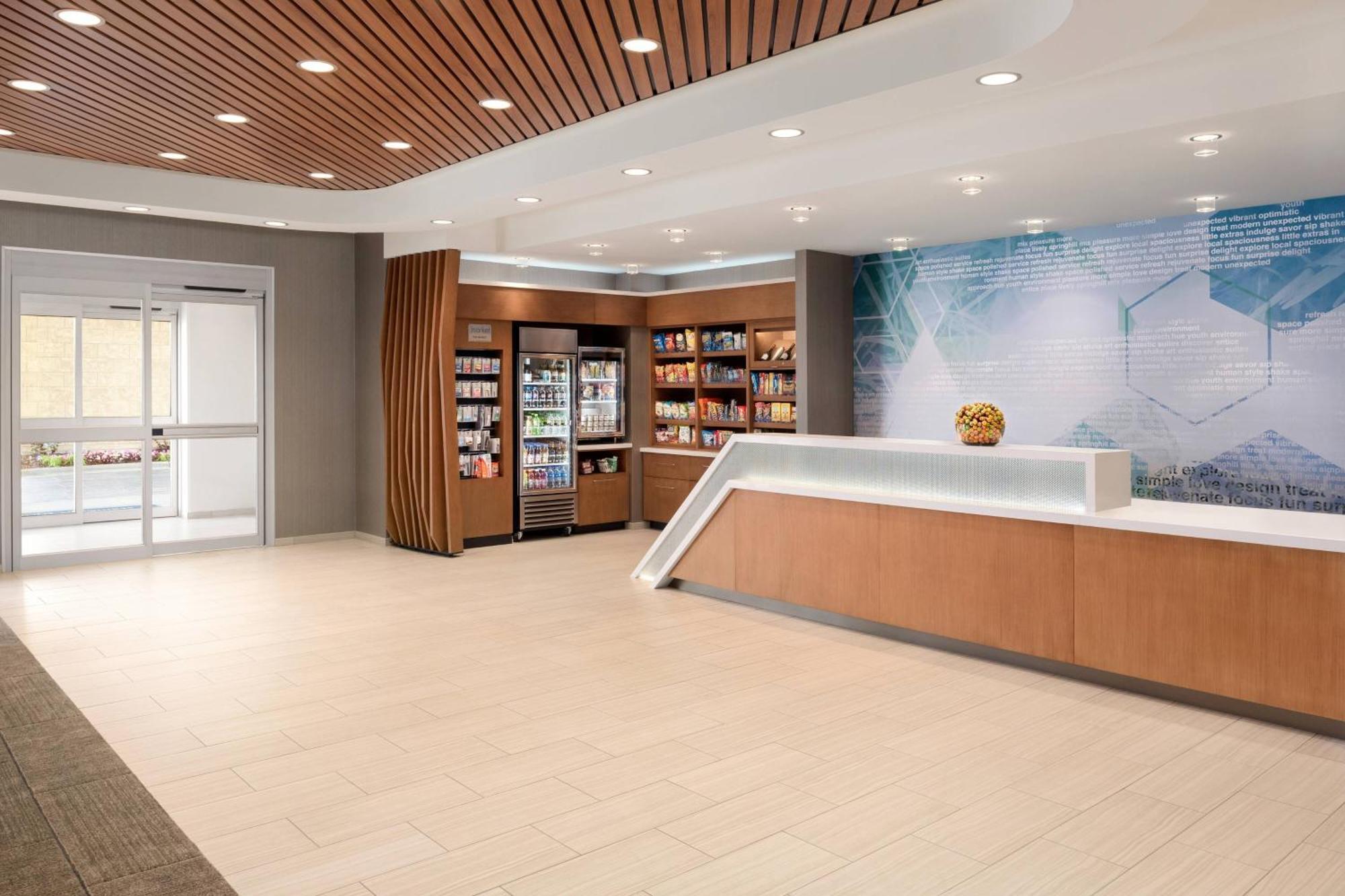 Springhill By Marriott Milwaukee West/wauwatosa Wauwatosa