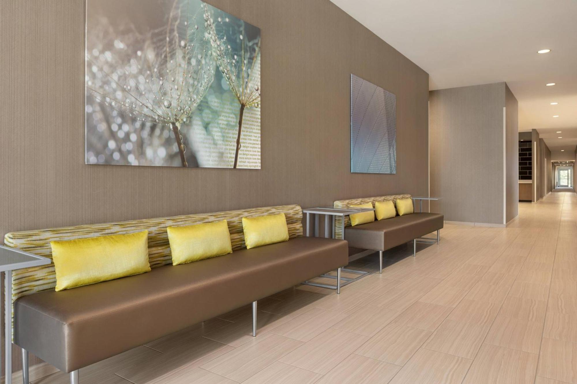 Springhill By Marriott Milwaukee West/wauwatosa Hotel Wauwatosa